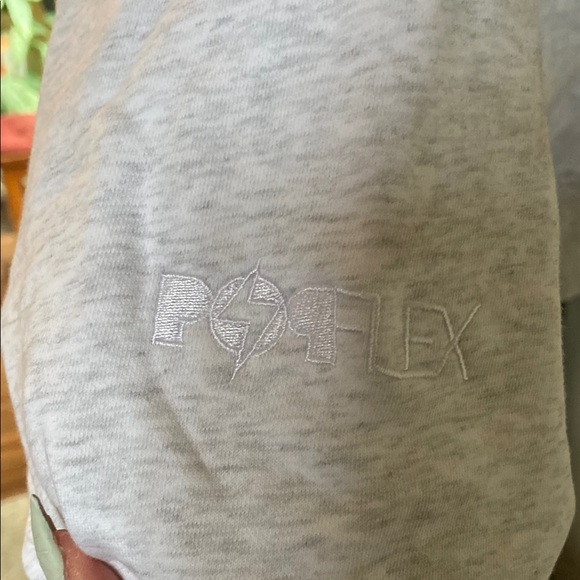 Gray Popflex Long Cloud Hoodie Size S/M - Picture 5 of 6